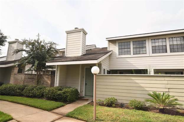 Building Photo - 6261 Ludington Dr