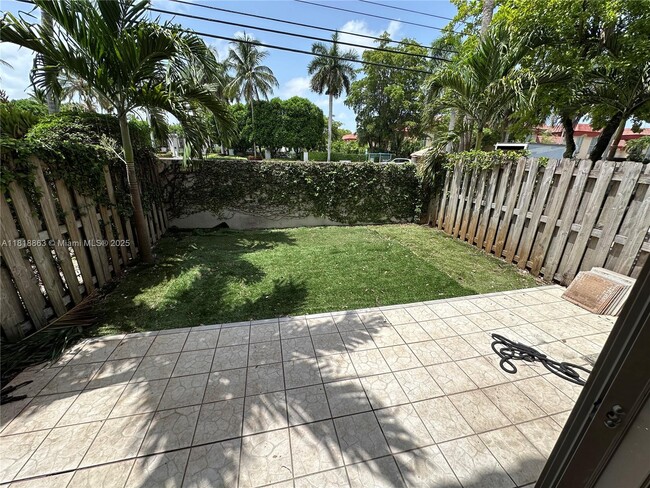 Building Photo - 10869 SW 88th Terrace