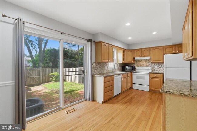 Building Photo - 2988 Valera Ct