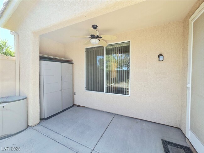 Building Photo - 4814 Regalo Bello St