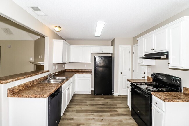 Building Photo - 1021 Crayton Ridge Dr