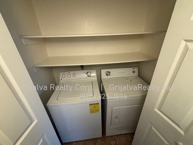 Building Photo - 1200 E River Rd