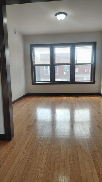 Building Photo - 4810 W Armitage Ave