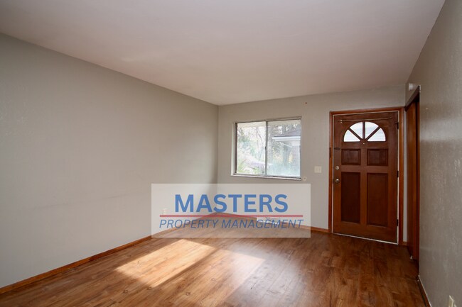 Primary Photo - 5767 Steffens Ave