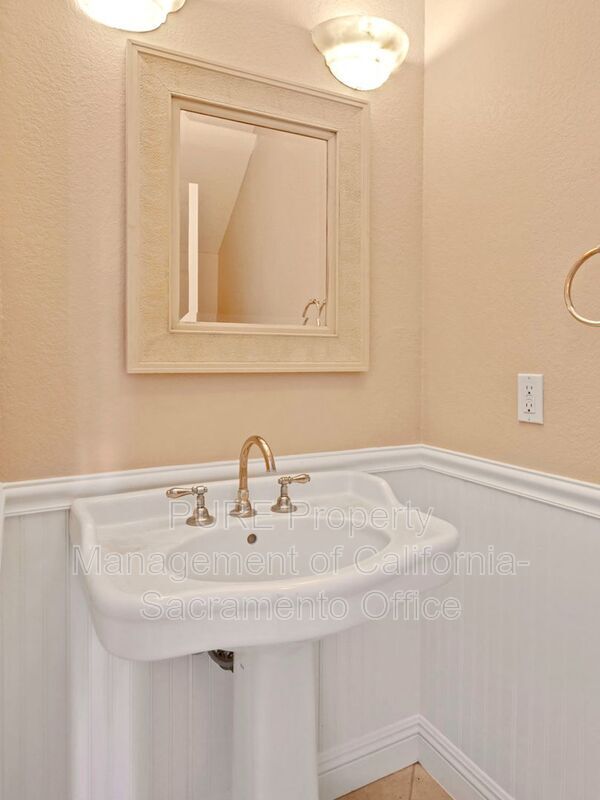 Building Photo - 8777 Cooperston Way