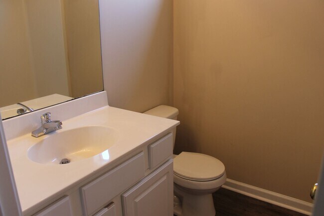 Building Photo - Townhome in Olde Town Village, Bluffton