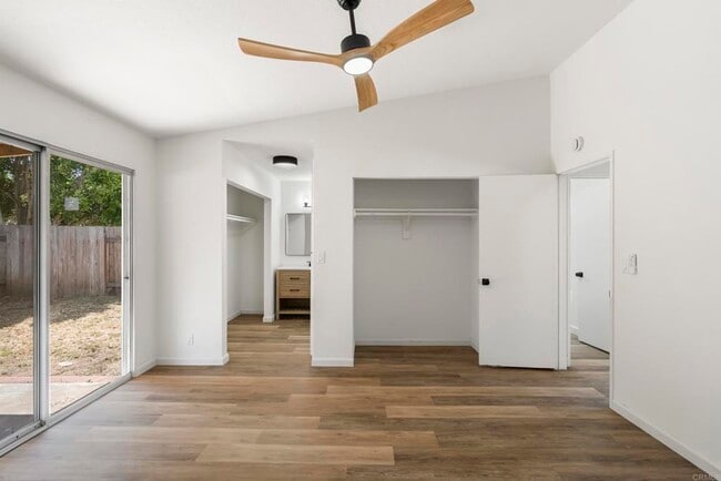 Building Photo - 1726 Katy Pl