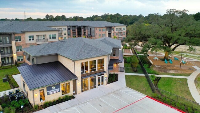 Building Photo - 12807 Telge Rd