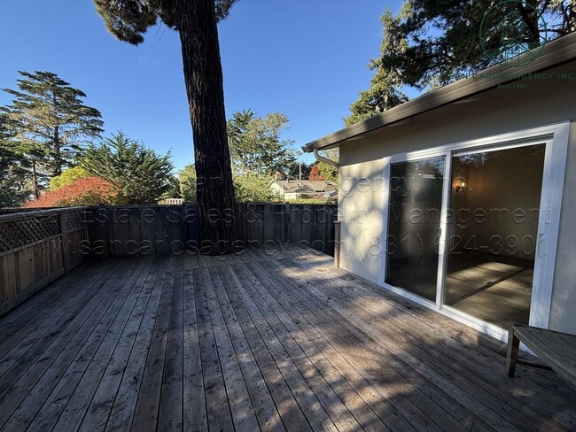 Building Photo - Cute and Recently Remodeled Carmel-by-the-Sea Cottage