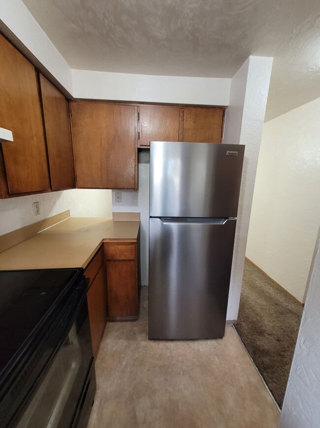 Building Photo - $500 OFF at Move-In -Special - 2BD, 1.5BA ...