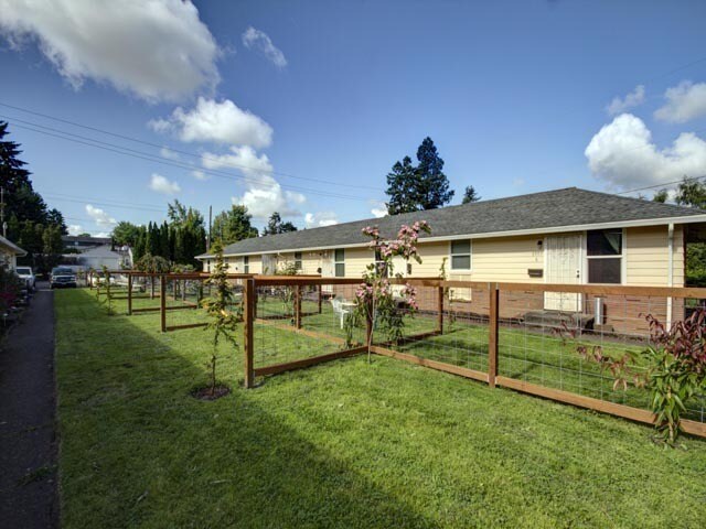 Primary Photo - 6923-6923 NE Prescott St