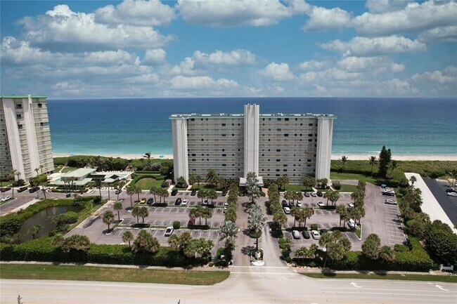 Building Photo - 9940 S Ocean Dr