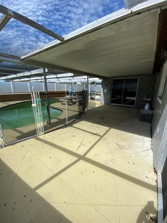 Building Photo - 6220 Glenwood Dr