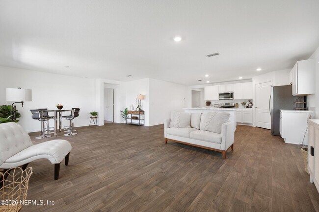 Building Photo - 2223 Setting Sun Wy