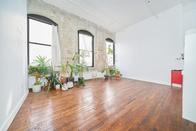 Building Photo - 1 bedroom in Brooklyn NY 11231