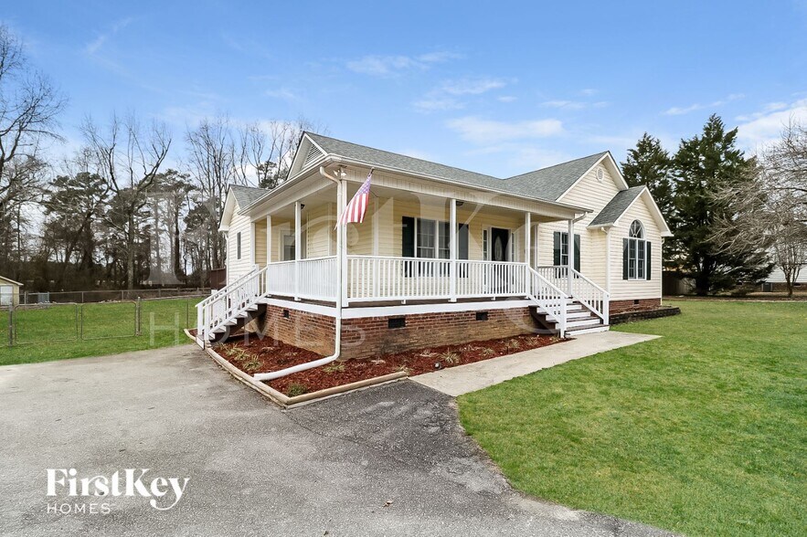 Building Photo - 126 S Woodstone Dr