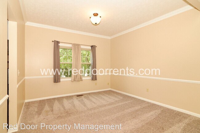 Building Photo - 4 br, 2.5 bath House - 12854 Fleetwood Drive
