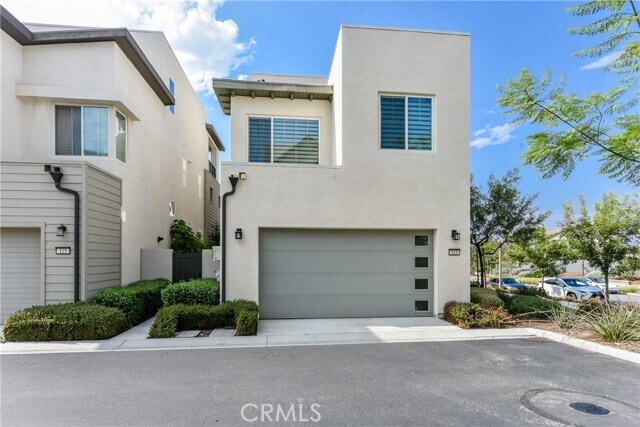 Building Photo - 113 Pitch