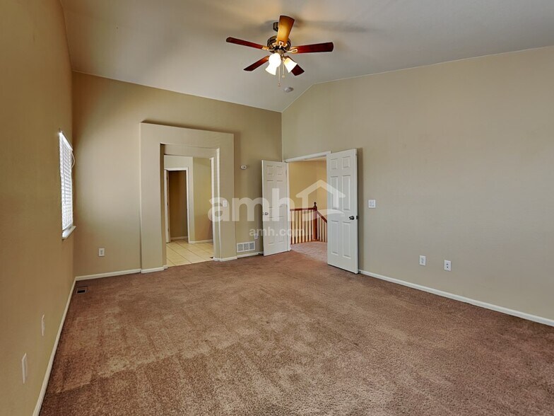 Building Photo - 285 Octillo St