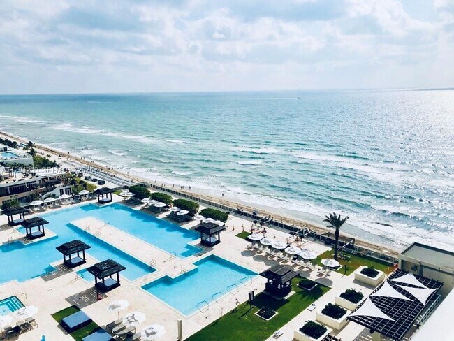 Building Photo - 1830 S Ocean Dr