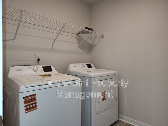 Building Photo - 12028 Zazu Wy