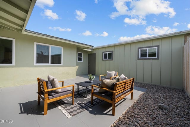 Building Photo - 66 W Garden Green