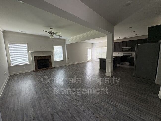 Building Photo - 7 Wescott Hill Way SE