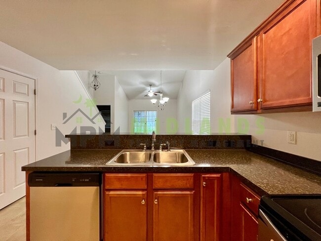 Building Photo - 407 Barnet Ct