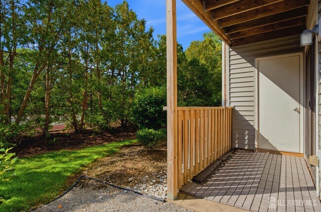 Building Photo - 5208 Ravens Crest Dr