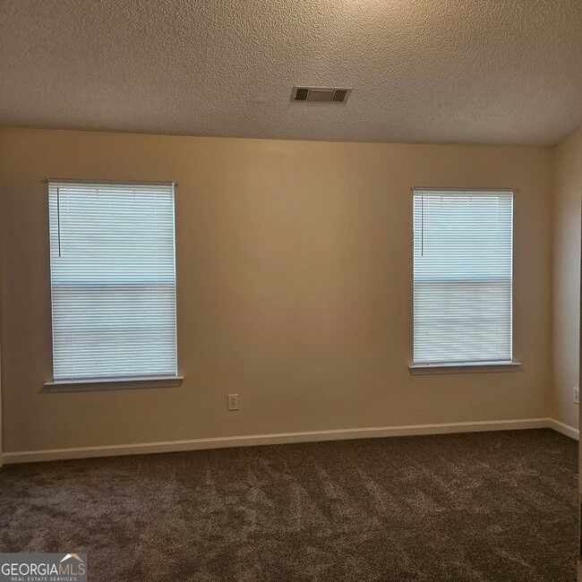 Building Photo - 7242 Alicias Way