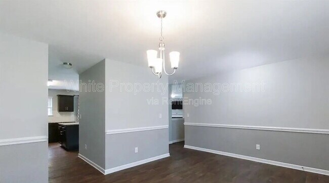Building Photo - 1525 Lilly Springs Pl