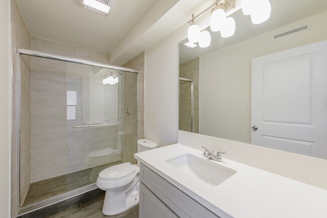 Building Photo - 11508 Emelita St