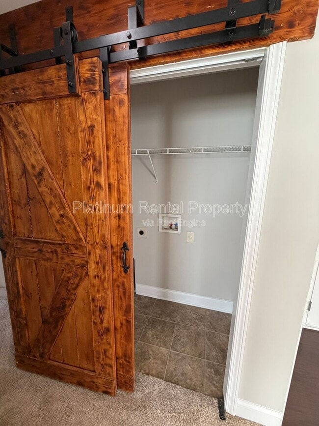 Building Photo - 95 Rand Way