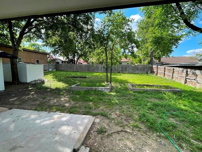 Building Photo - 9605 Newfoundland Cir