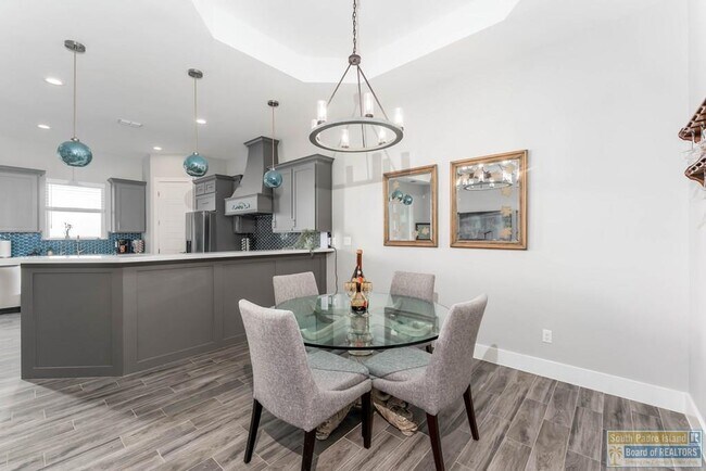 Building Photo - 86 Torrey Pines Dr