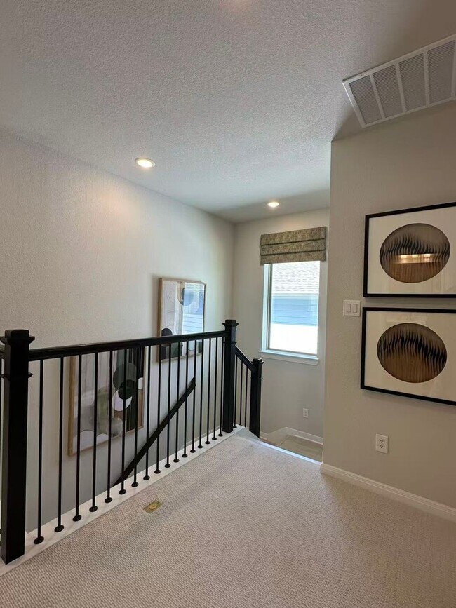 Building Photo - A brand-new home !