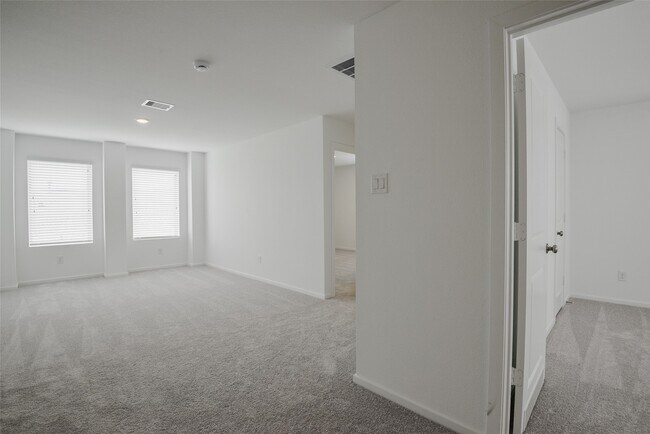 Building Photo - 21811 Carpineti Ln