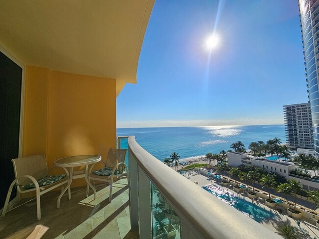 Building Photo - 2501 S Ocean Dr