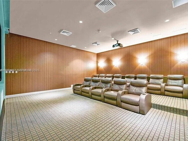 Building Photo - 1900 N Bayshore Dr