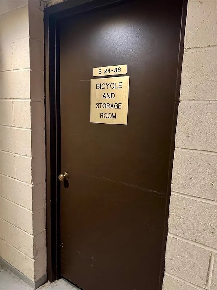 Building Photo - 1321 Worcester Rd