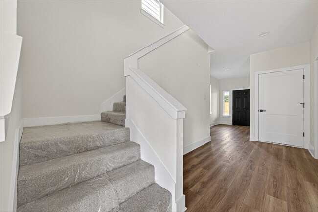 Building Photo - 12307 New Jordan Ln