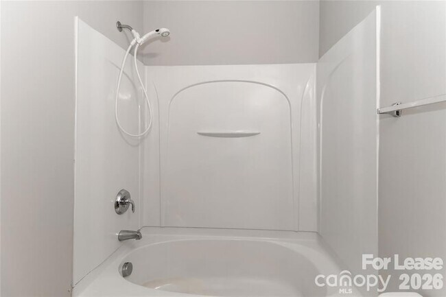 Building Photo - 153 Marakery Rd