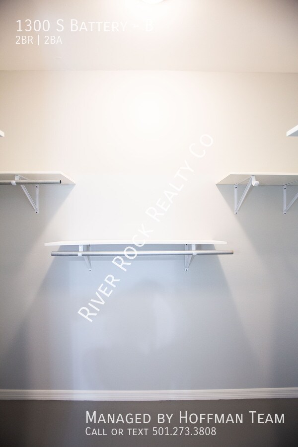 Building Photo - 1300 S Battery St