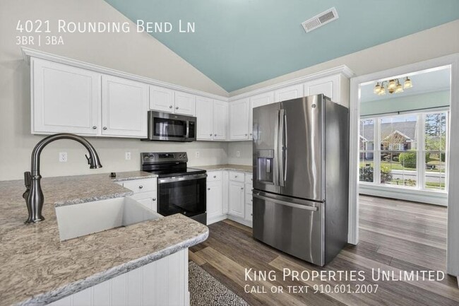 Building Photo - 4021 Rounding Bend Ln