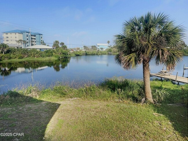 Building Photo - 115 Twin Lakes Dr