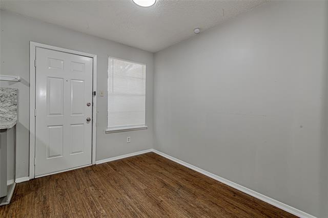 Building Photo - 1403 Courtney Pl