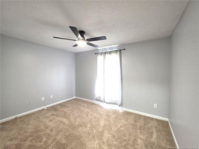 Building Photo - 910 Foxhunt Ln