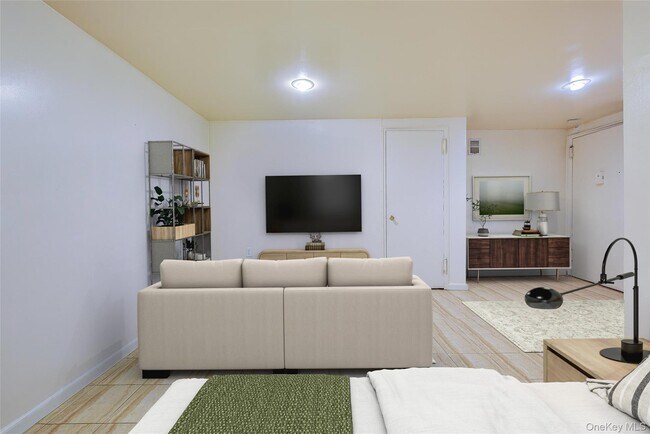 Building Photo - 25 Burns St