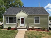 Building Photo - 2205 Plantation Rd NE