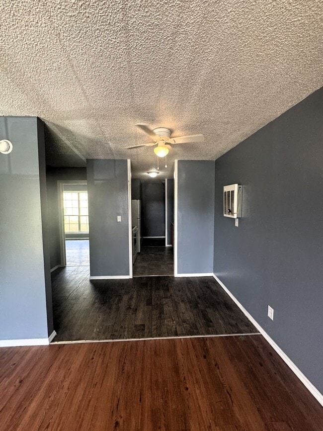 Building Photo - Available For Immediate Move-In!